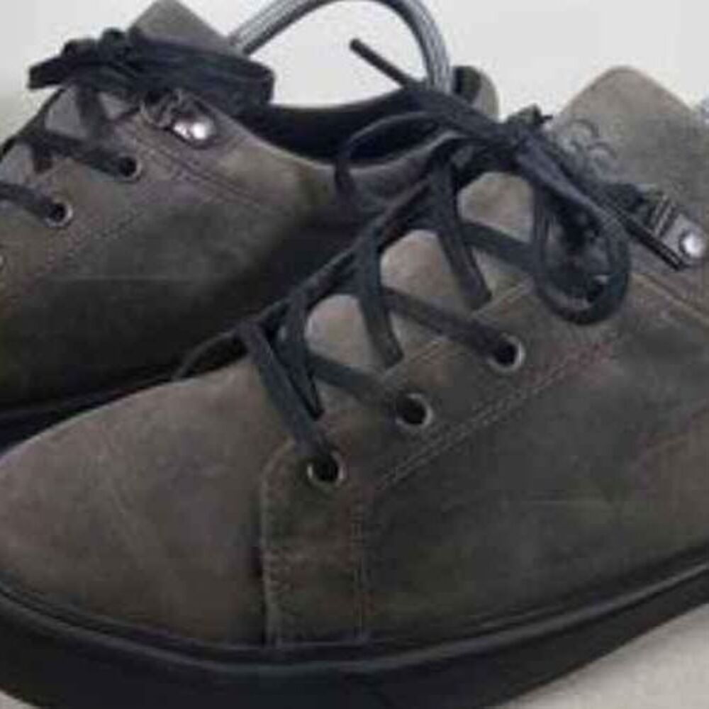 Ugg Brock Men's Gray Nubuck Lace Up Waterproof Sneakers  - Men's Shoes 9